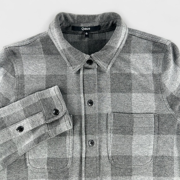 Quince Womens Small Gray Charcoal Plaid Stretch Sweater Fleece Button Down Shirt - Picture 8 of 11